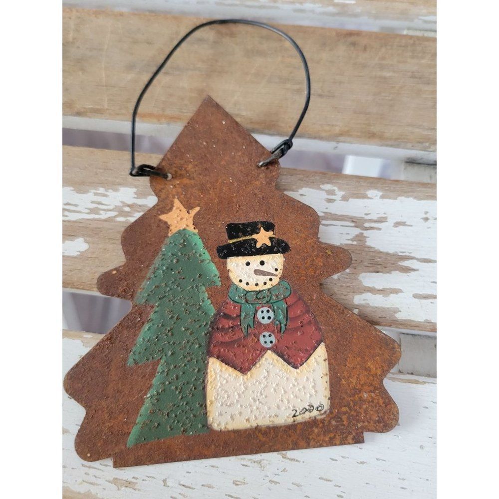 Crazy mountain snowman tree 2000 ornament metal country Xmas holiday tree